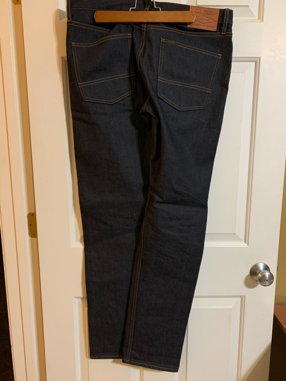 Filson Muleskinner Men's Jeans Navy Blue - Picture 4 of 11